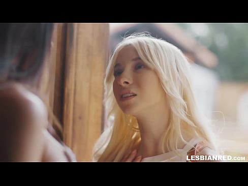 ❤️ A menina volta para casa alguns meses depois e acaba comendo a xoxota de sua madrasta ❤ Porno em pt-br.pornado-co.ru ❌